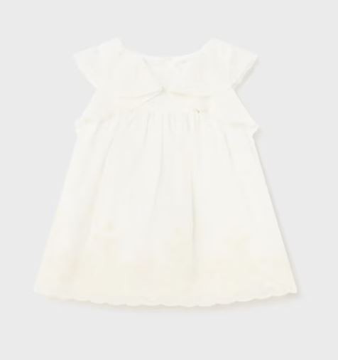 Kleid bestickt, roh