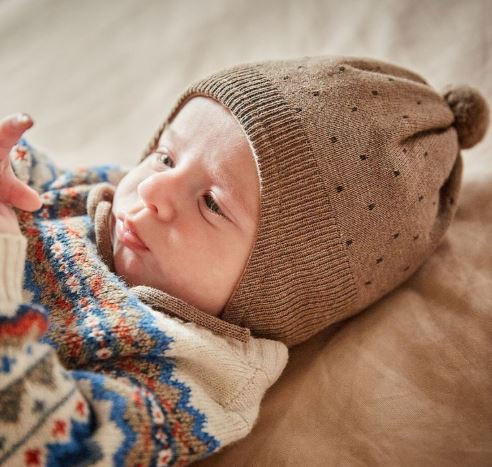 Baby Mütze, Tupfen Jerseyfutter Braun