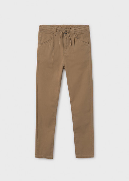 Hose relaxed, kamel